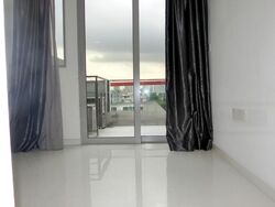 # 1 Loft (D14), Apartment #470086701